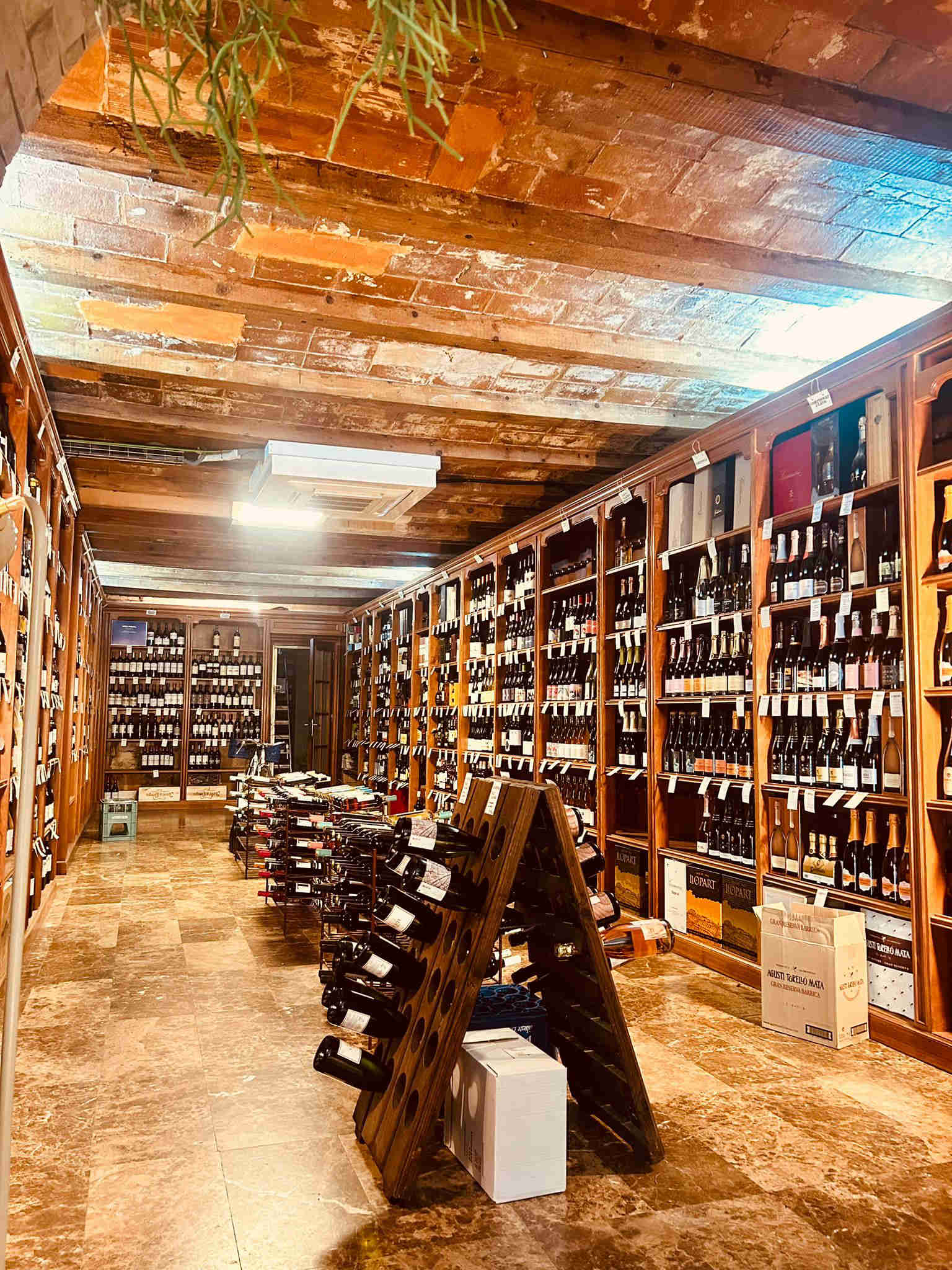 La Botiga Vins - tienda de vinos y cavas